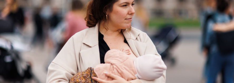 Weltstillwoche 2025_Still-Stand am Wiener Heldenplatz c Adrian Almasan