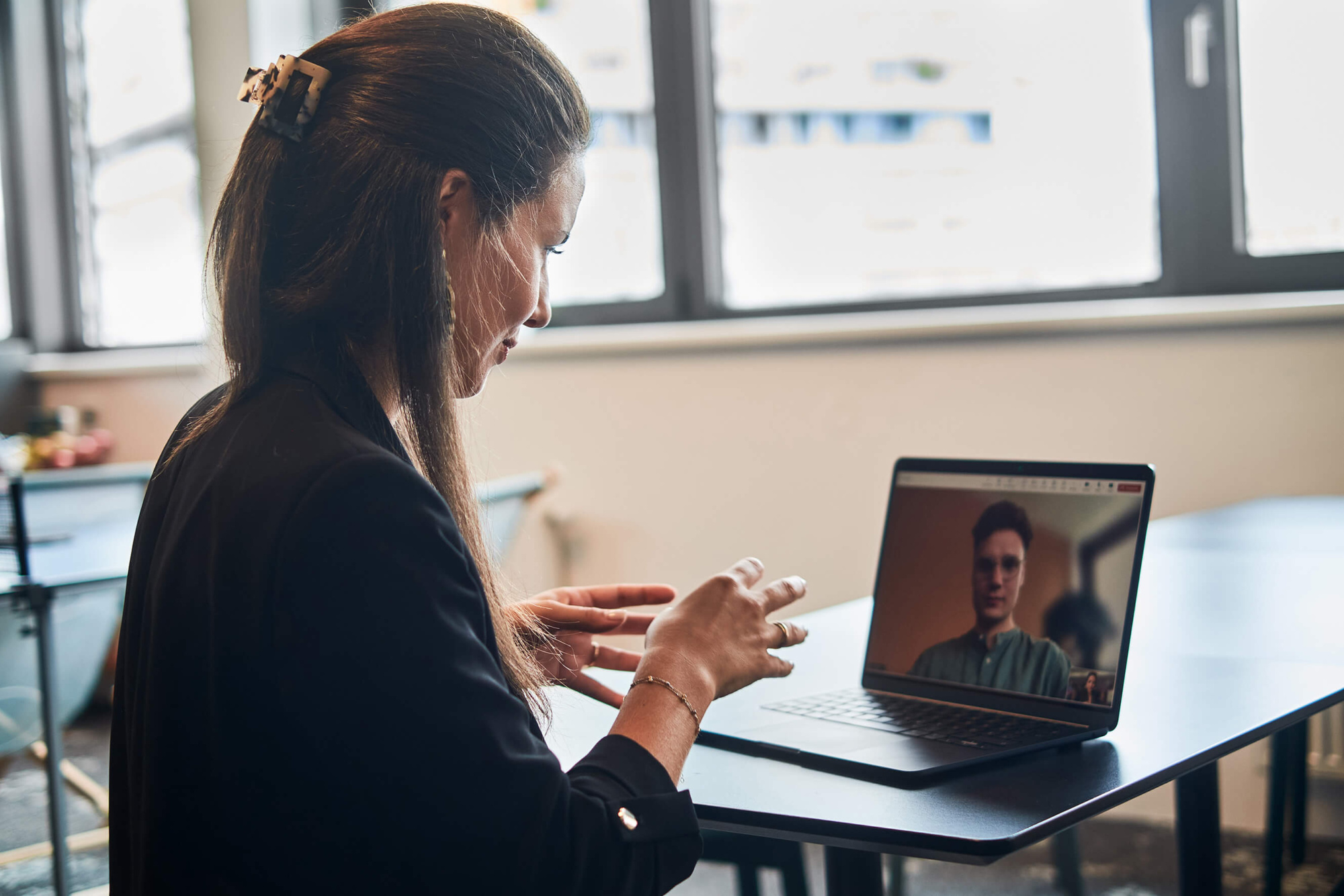 Aktiv leben digital verbunden mental gestaerkt so sieht Gesundheit 2026 aus (c) Mavie