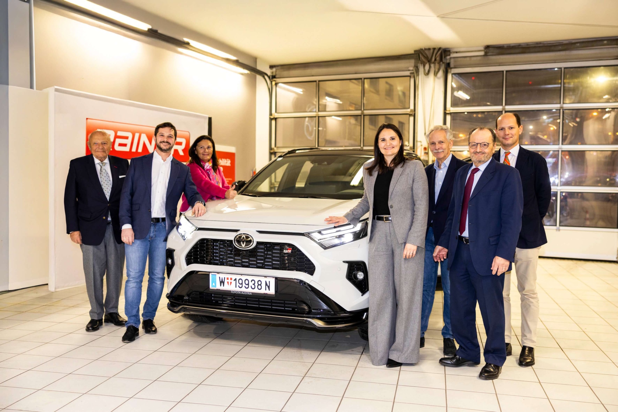 Gruppenfoto RAINER Gruppe (c) stefanjoham_com