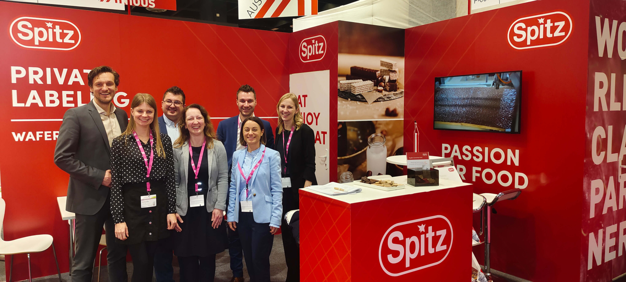 Das Spitz Messeteam auf der ISM 2026 (c) Spitz