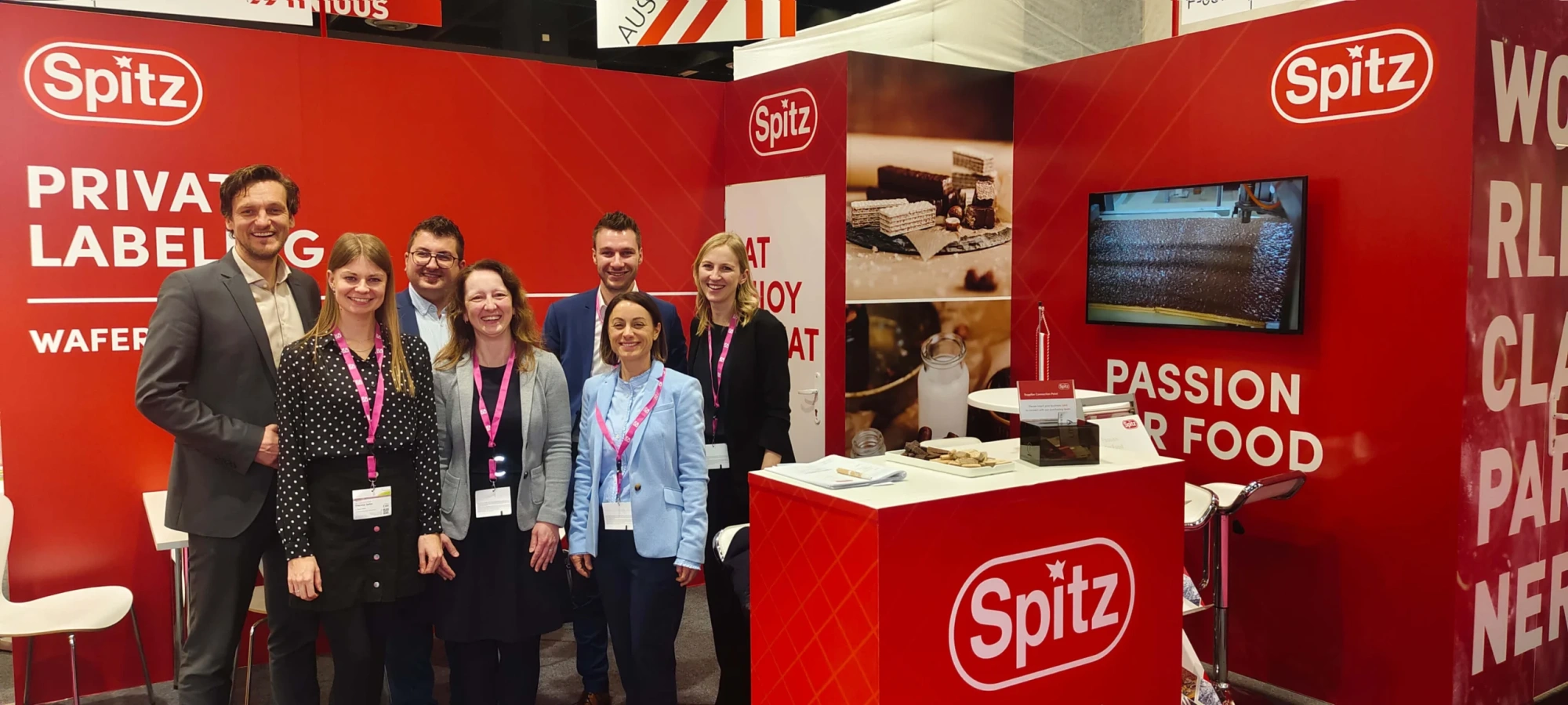 Das Spitz Messeteam auf der ISM 2026 (c) Spitz