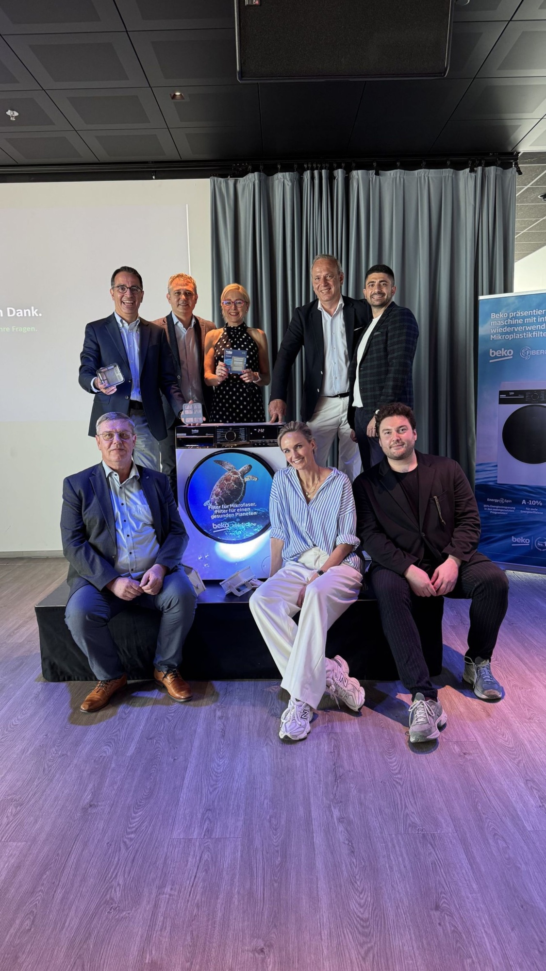 Mit voller Energie für nachhaltige Innovation Das beko Team beim Fiber Catcher Launch (c) beko