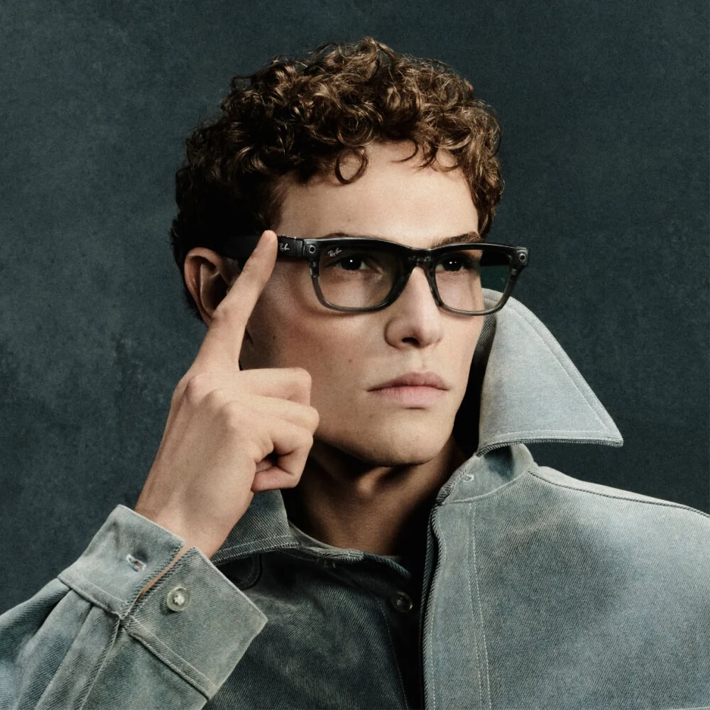 Die stylischen Ray-Ban Meta Brillen sind bei Pearle mit und ohne optischen Glaesern erhaeltlich