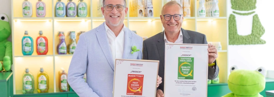 Frosch Testsieger des Market Markttests Haushaltsreiniger vlnr. Florian F. Iro, Werner Beutelmayer (c) Werner&Mertz
