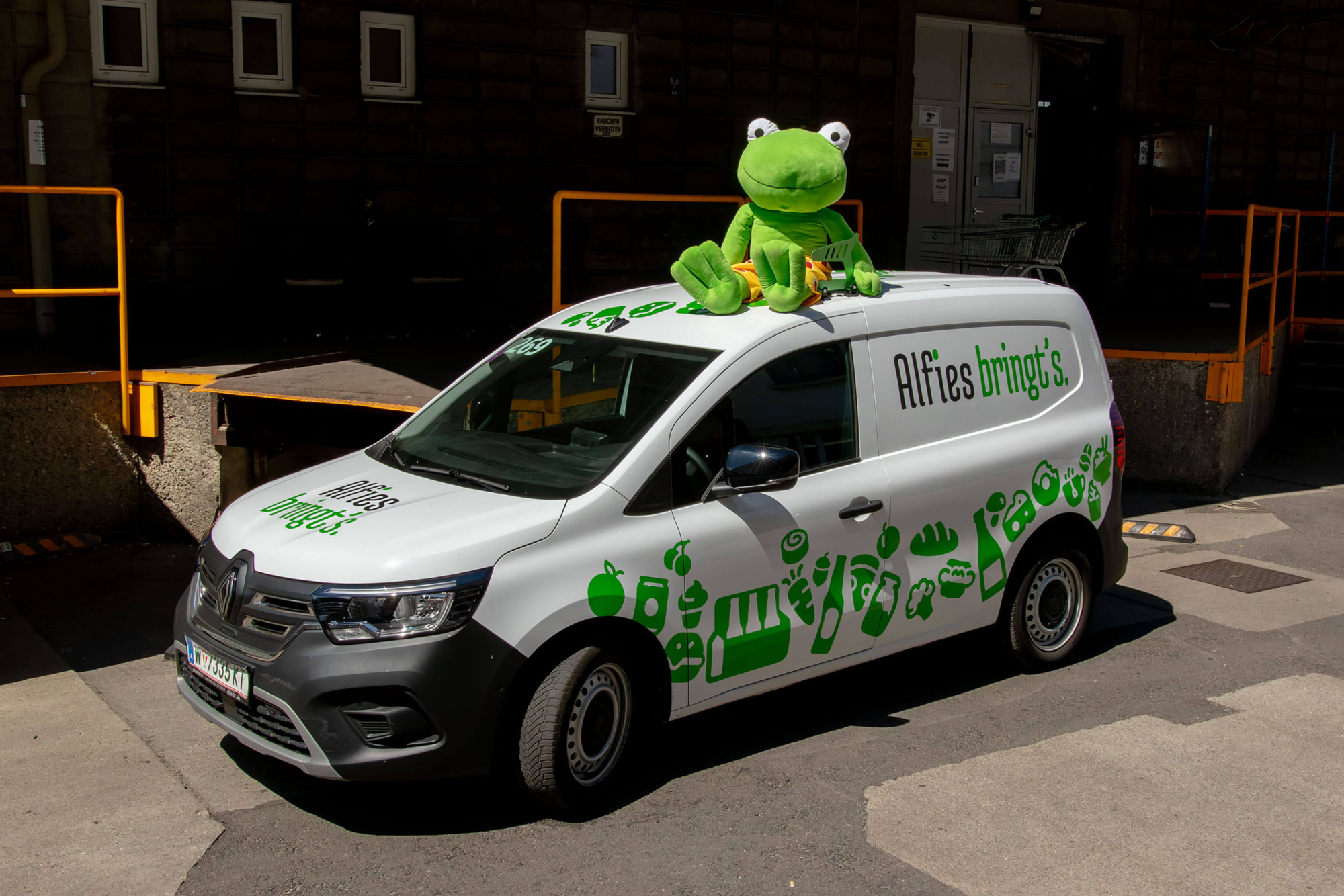 Alfies und Frosch gehen gemeinsam auf Baedertour