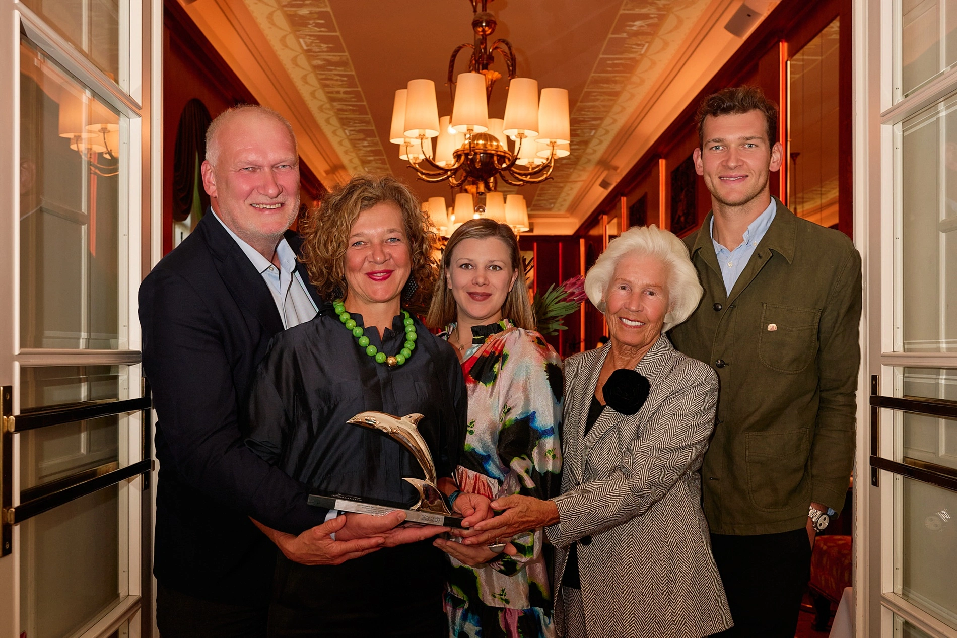 Landtmann bei Nacht Berndt Querfeld Irmgard Querfeld Karoline Klezl Anita Querfeld Ferdinand Querfeld (c) Wirlphoto